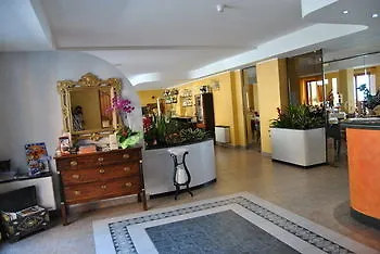 Gallo Hotel
